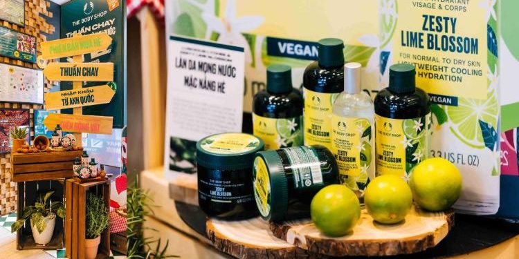 The Body Shop ra mắt bộ sưu tập dưỡng thể phiên bản giới hạn mang hương mùa hè Anh Quốc