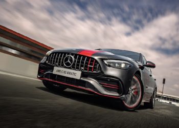 Mercedes-Benz Việt Nam giảm giá nhiều mẫu xe đến 250 triệu cho E-Class và gần 500 triệu đồng cho xe AMG
