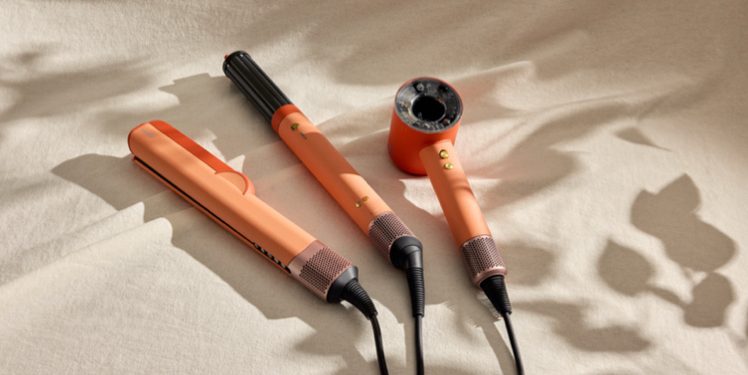 Dyson ra mắt phiên bản màu Ceramic Apricot và Topaz mới dành cho mùa hè
